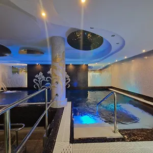Iris Карловы Вары